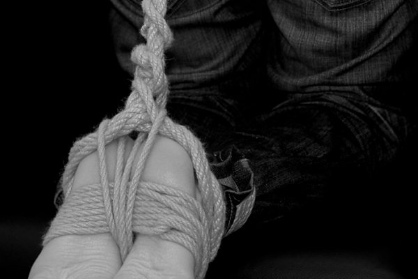barefoot bondage