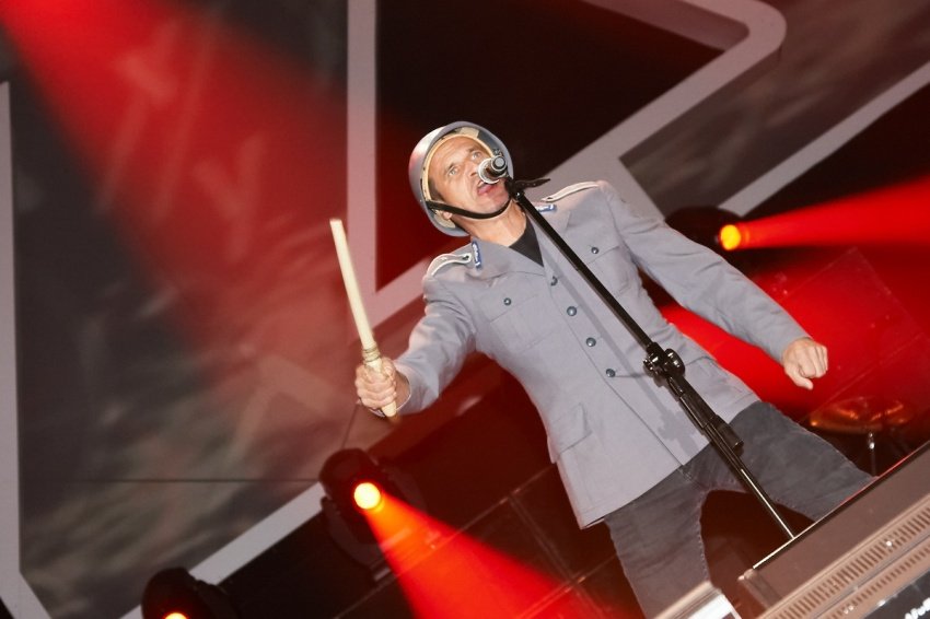 Paweł Kukiz z zespołem Piersi