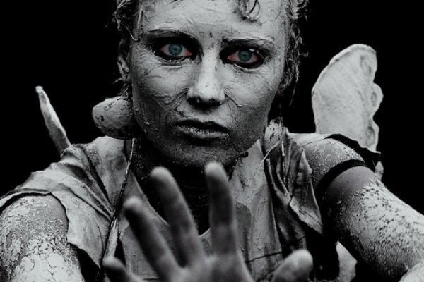 Prawie BW (oczy aniołów)