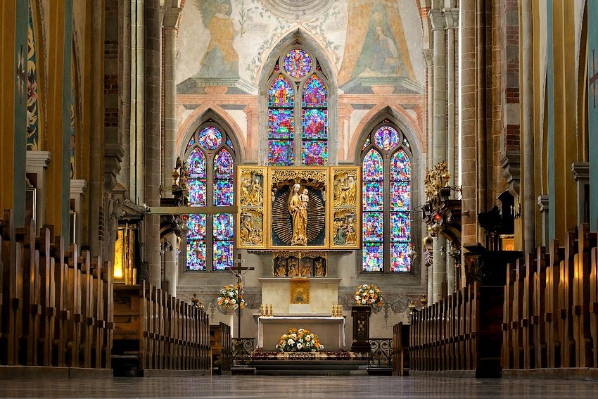 Bazylika OO. Cystersów