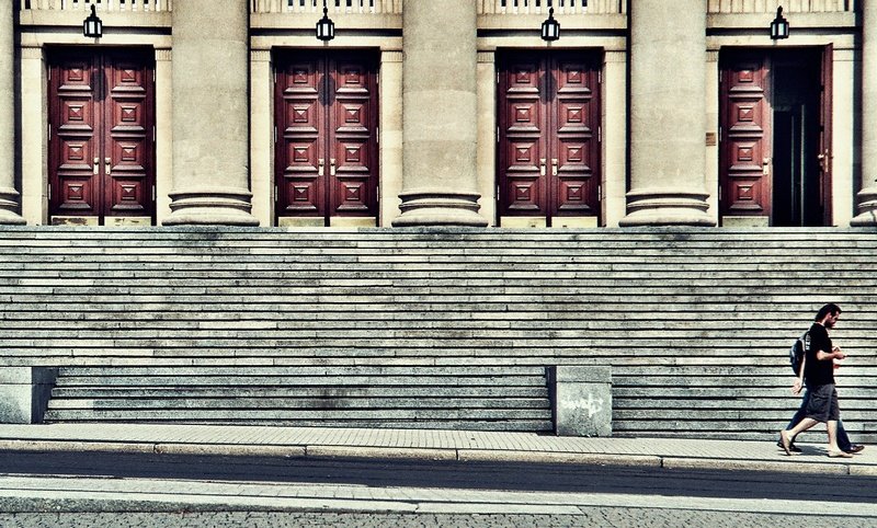 teatr wielki- drzwi otwarte