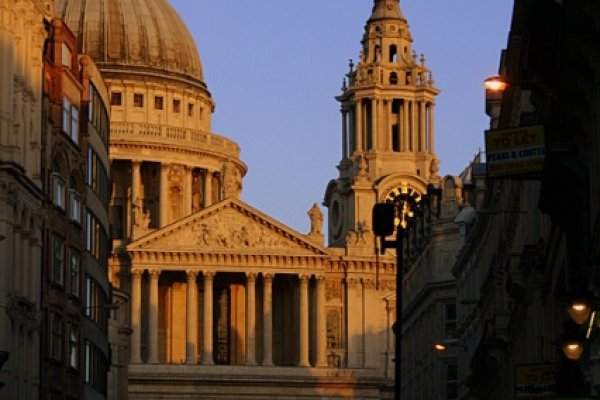 ST PAUL'S CATHEDRAL
