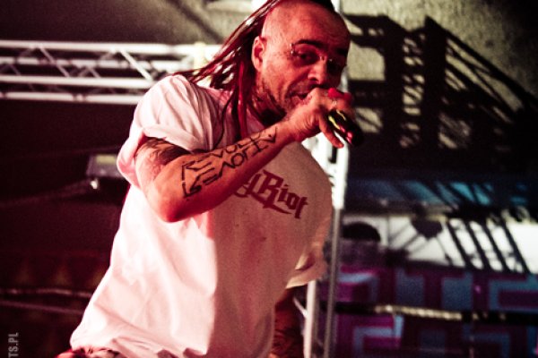 Piotr Glaca Mohamed - My Riot