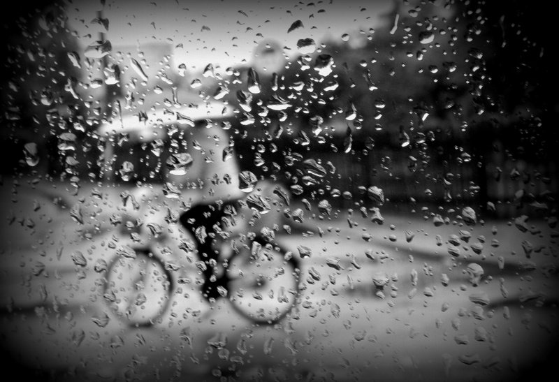 ...ciągle deszczy:(