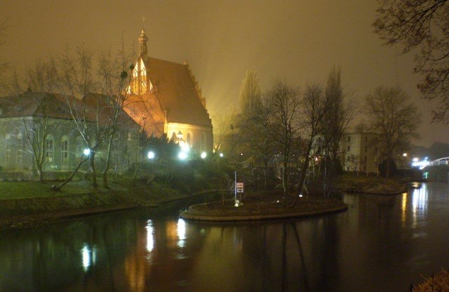 Bydgoszcz nocą