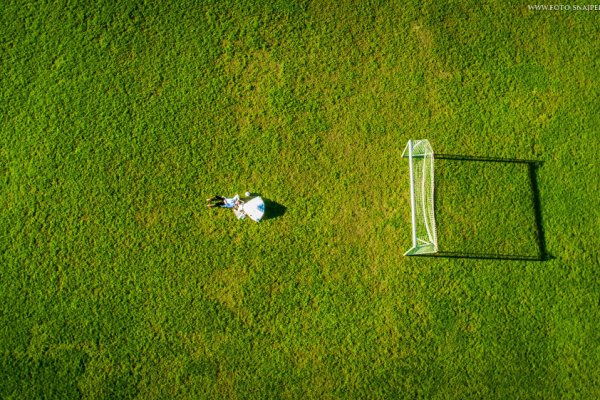 Sesja Ślubna na boisku