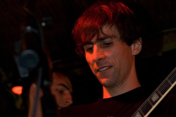 Larsu (Holden Avenue), Jadłodajnia Filozoficzna