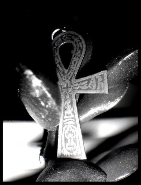 ankh.