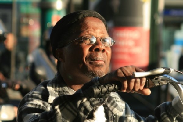 Na światalch w Paryżu - 08