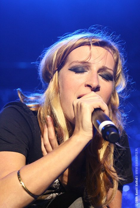 Sandra Nasic (Guano Apes) - Benatska Noc 2009