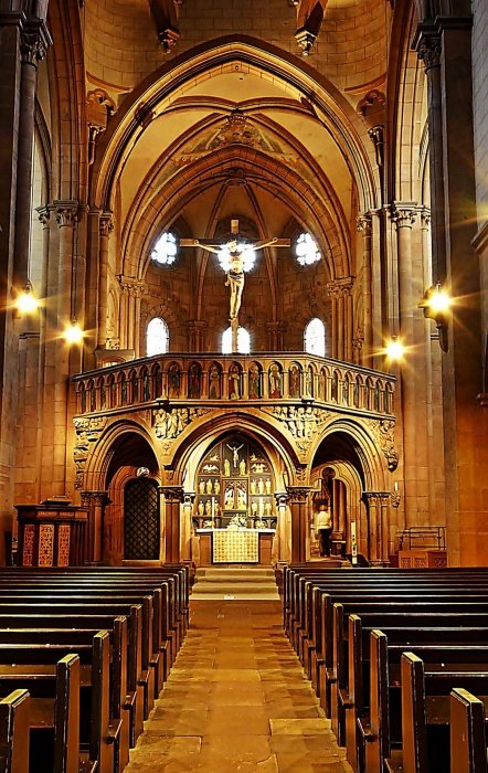 Kościół protestancki w Gelnhaussen.